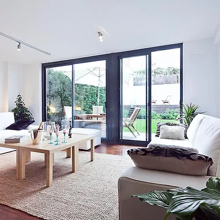 Rentals - Private Pool And Garden Center Barcelona