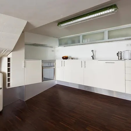 Appartement - Private Pool And Garden Center